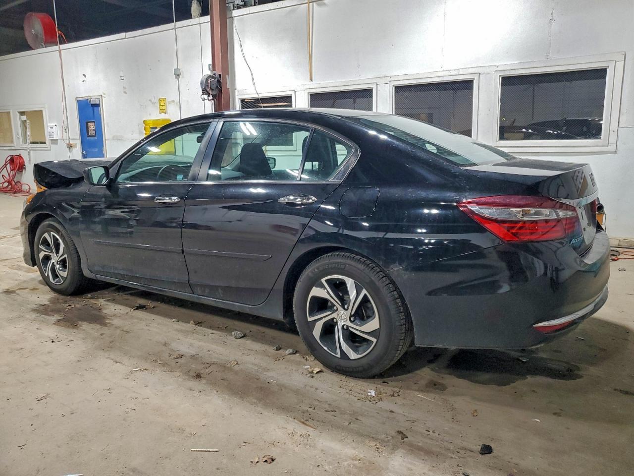 2016 HONDA ACCORD LX photo 2