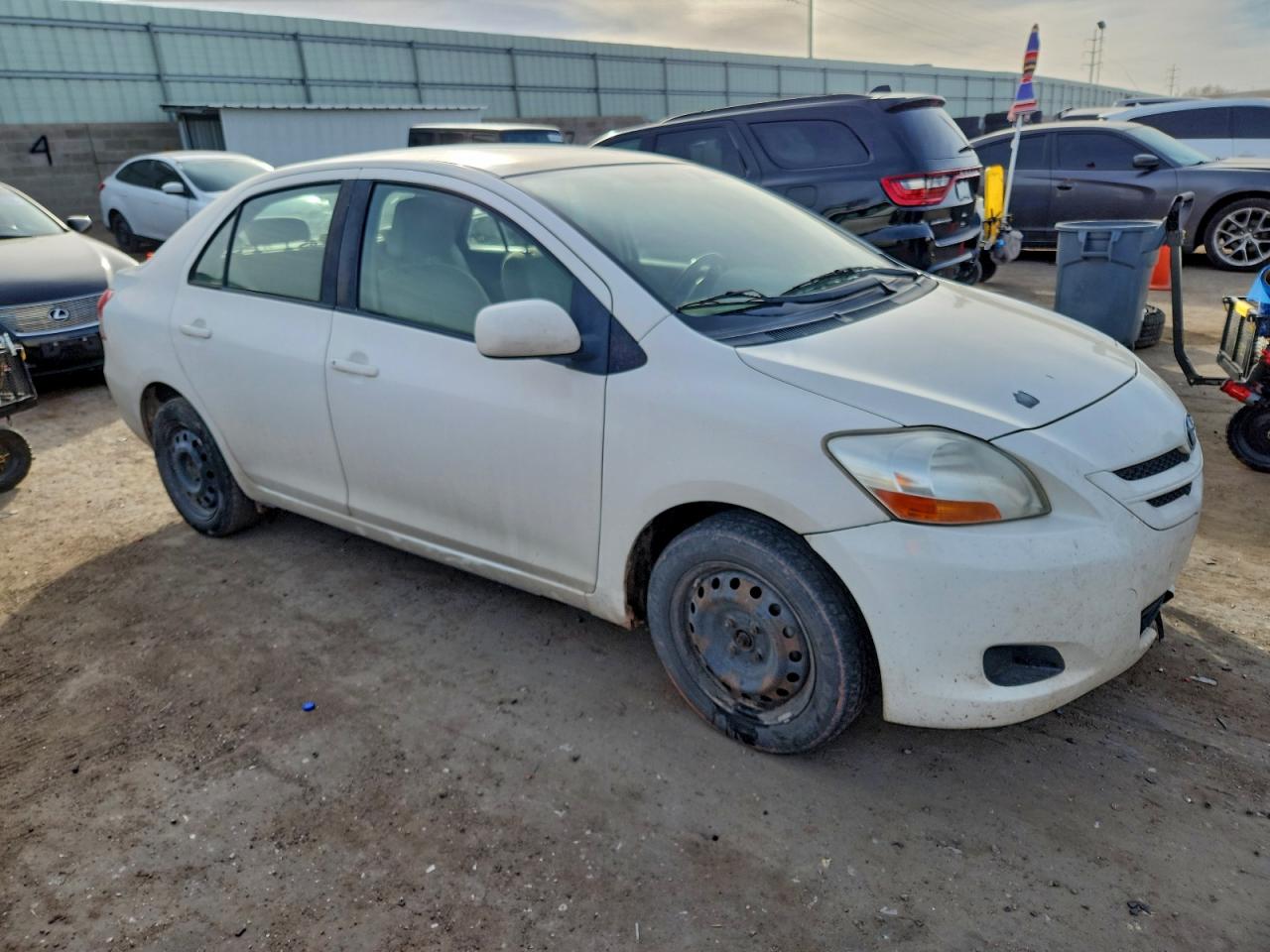 2008 TOYOTA YARIS photo 4