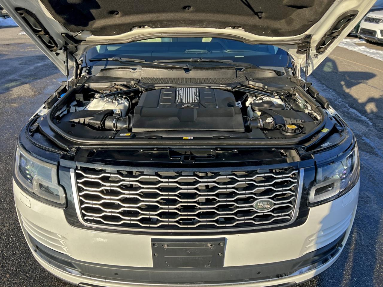 2019 LAND ROVER RANGE ROVER SUPERCHARGED photo 8