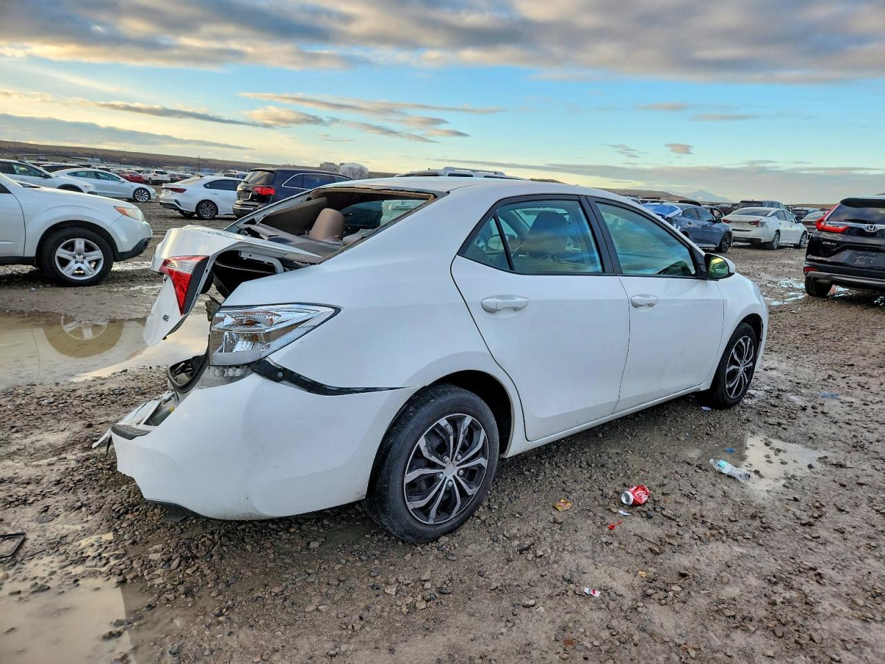 2015 TOYOTA COROLLA L photo 3