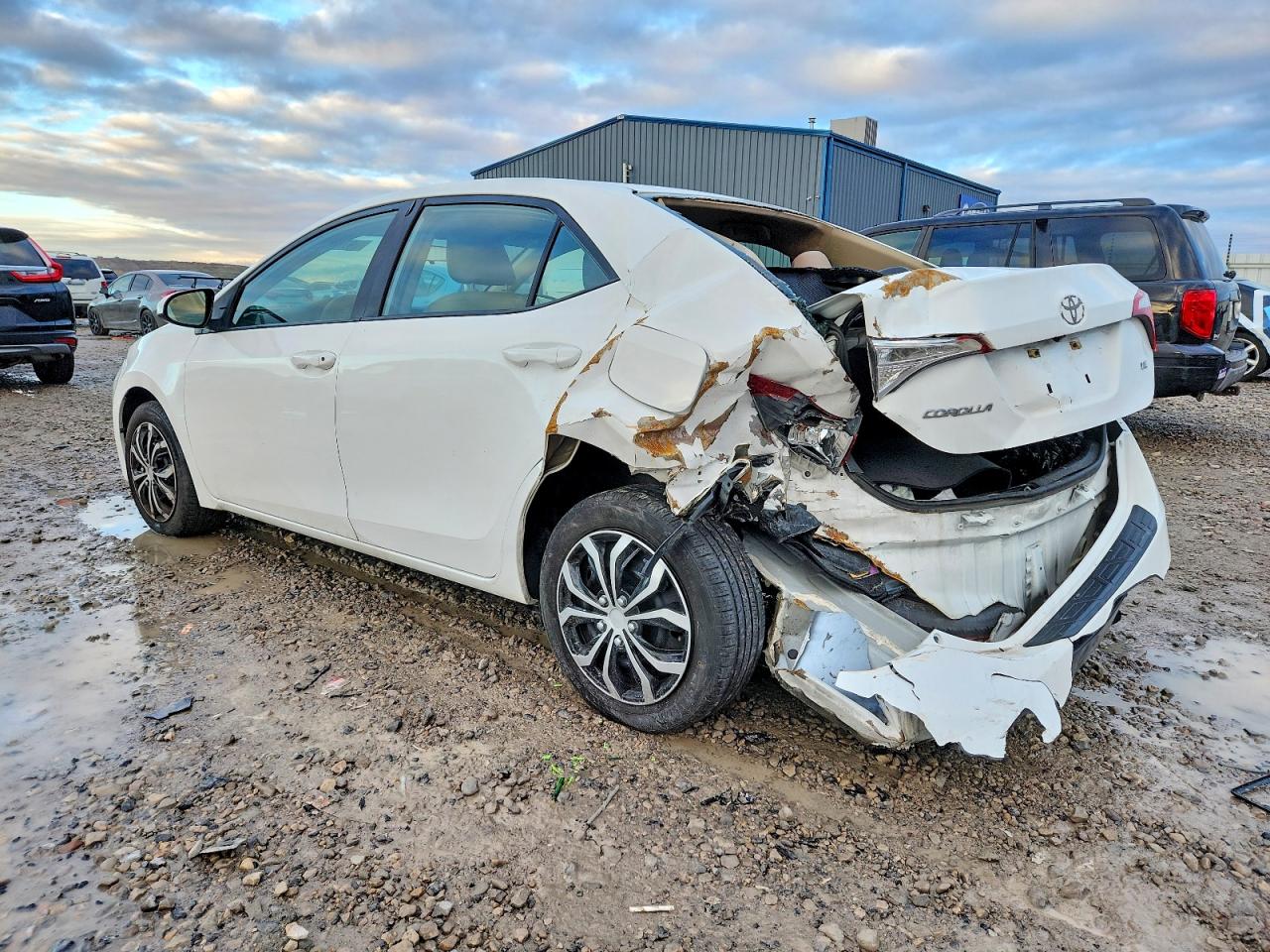 2015 TOYOTA COROLLA L photo 2