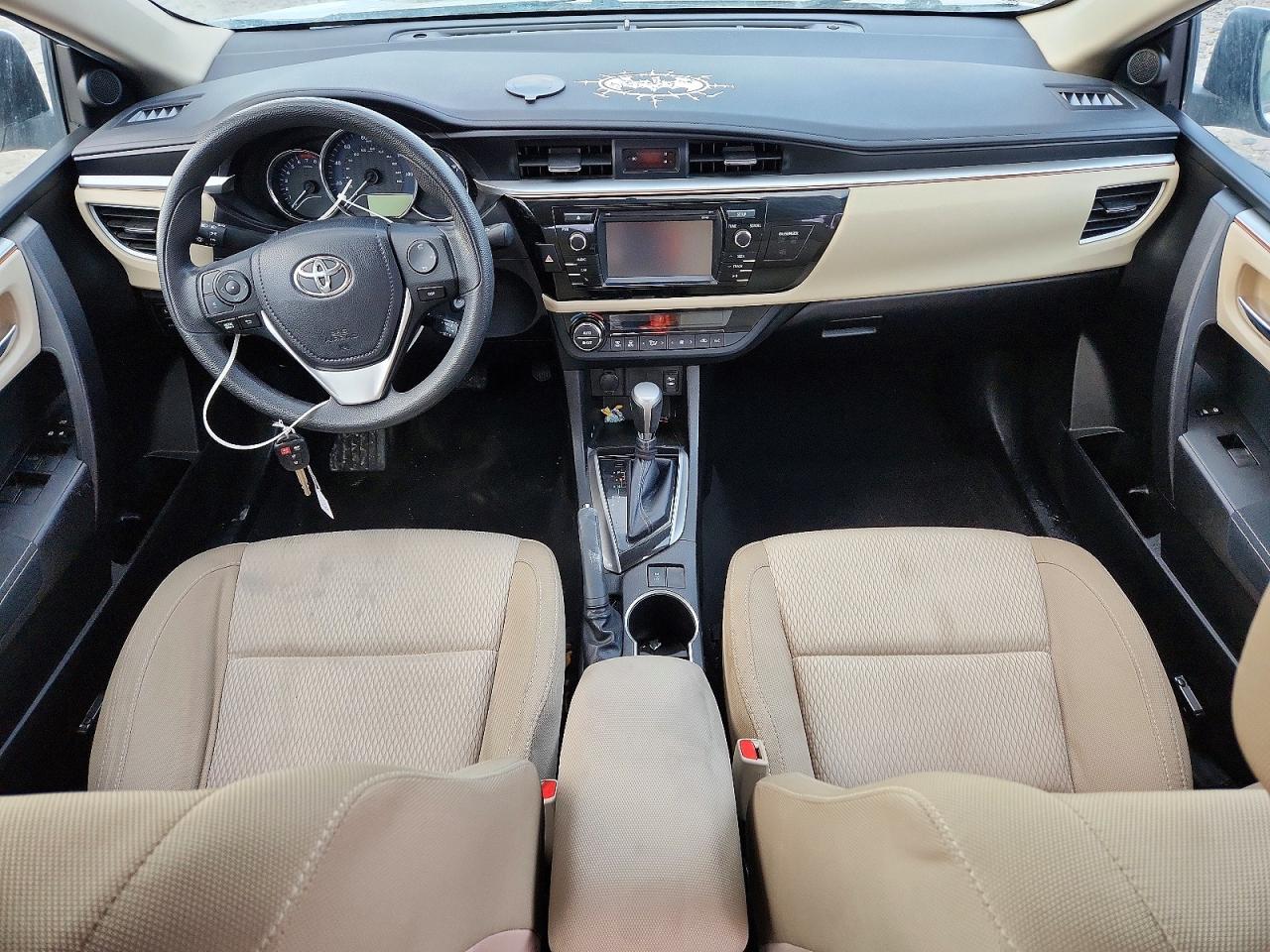 2015 TOYOTA COROLLA L photo 8