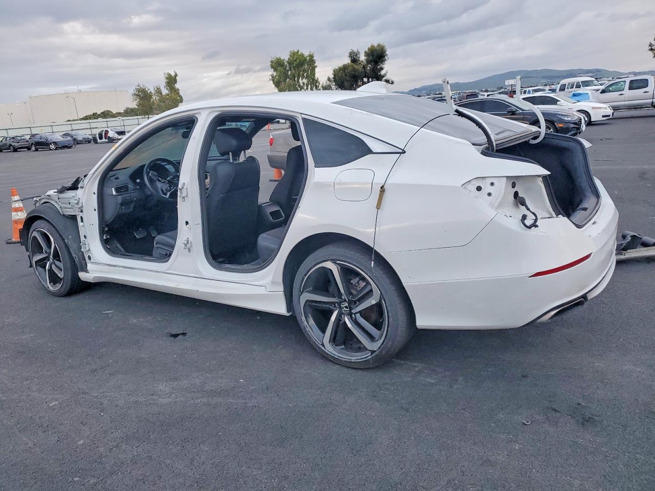 2020 HONDA ACCORD SPORT photo 2