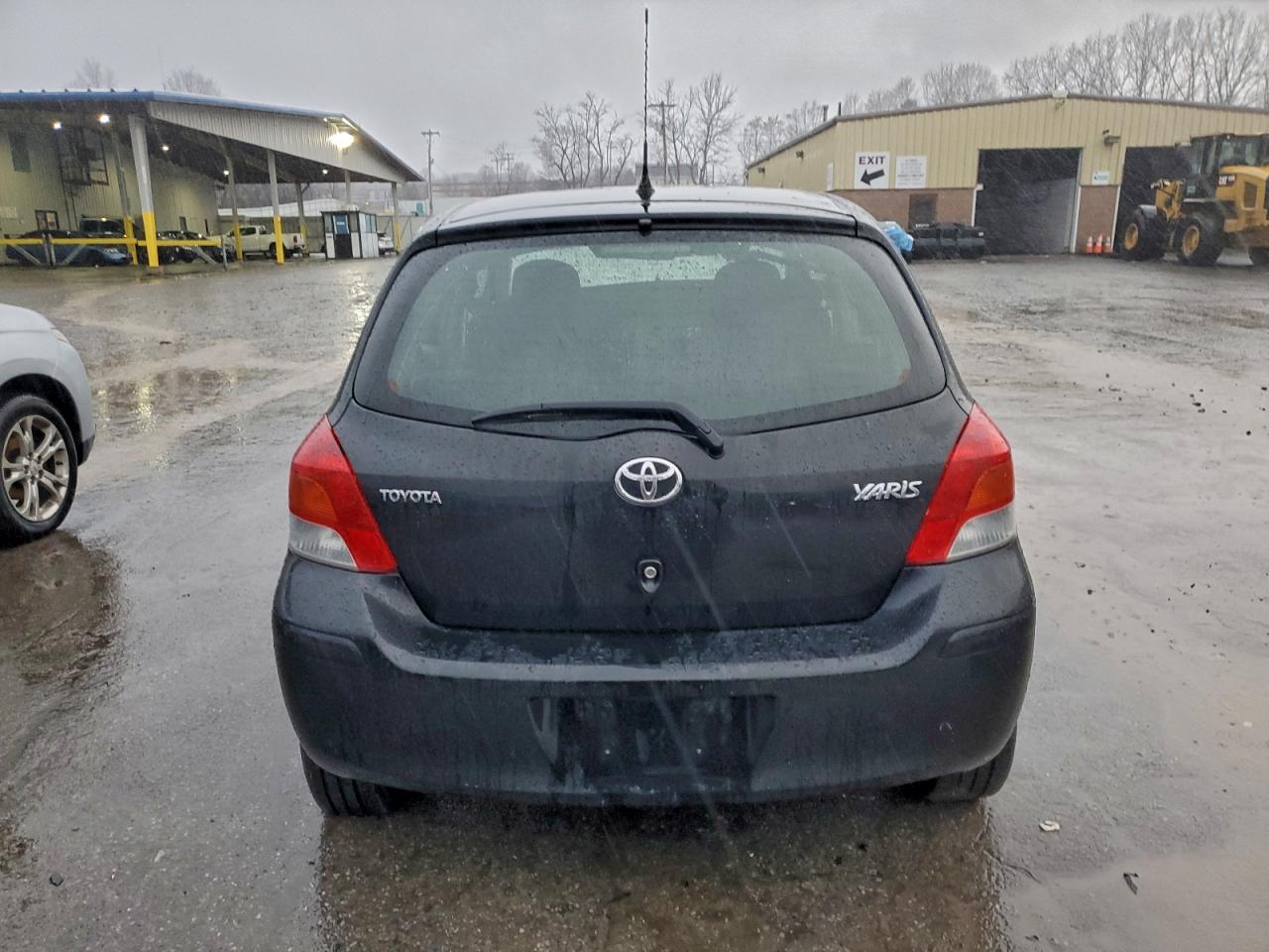 2009 TOYOTA YARIS photo 6
