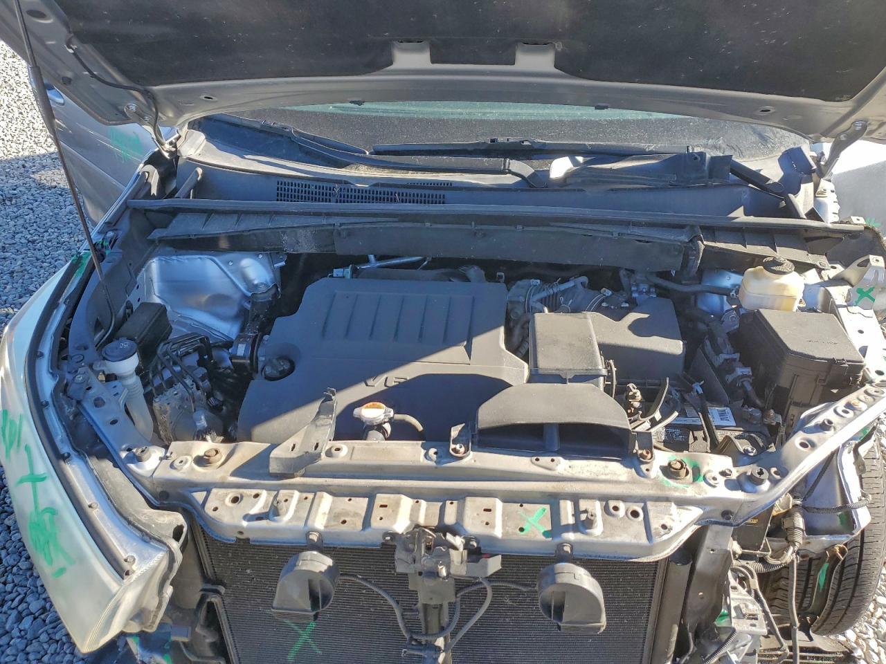 2016 TOYOTA HIGHLANDER XLE photo 12