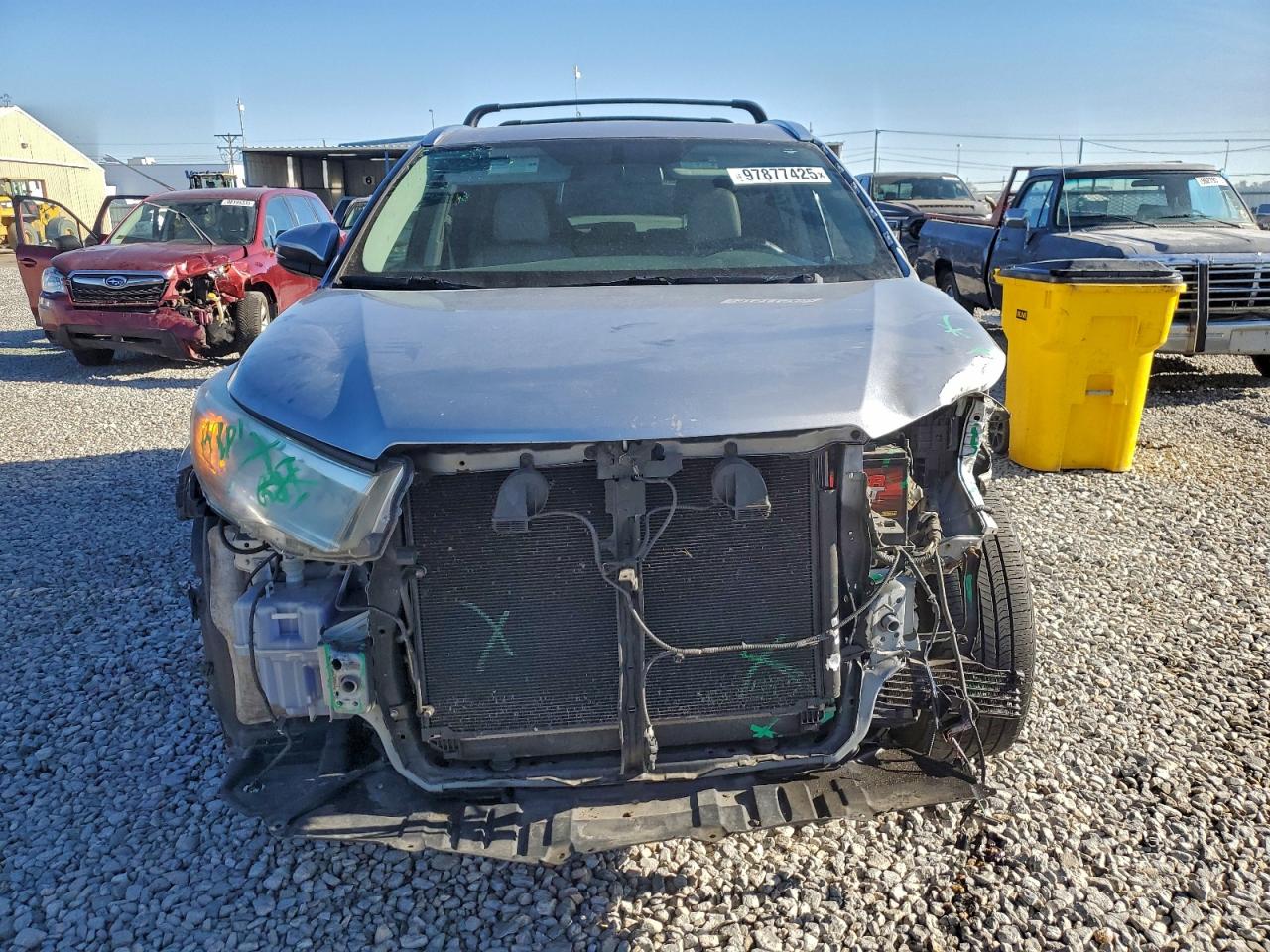 2016 TOYOTA HIGHLANDER XLE photo 5