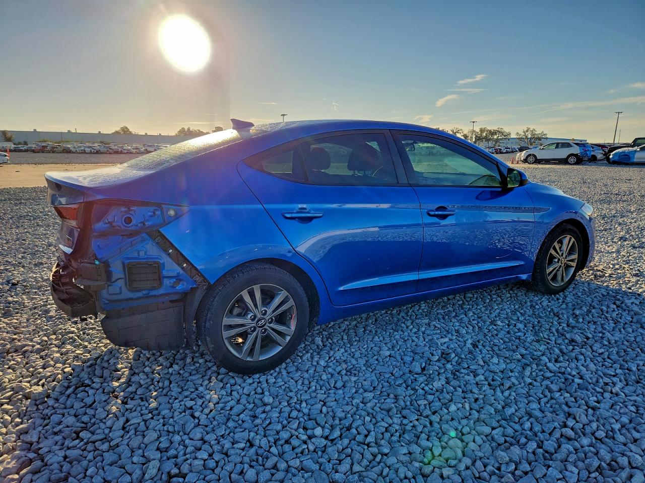 2018 HYUNDAI ELANTRA SEL photo 3