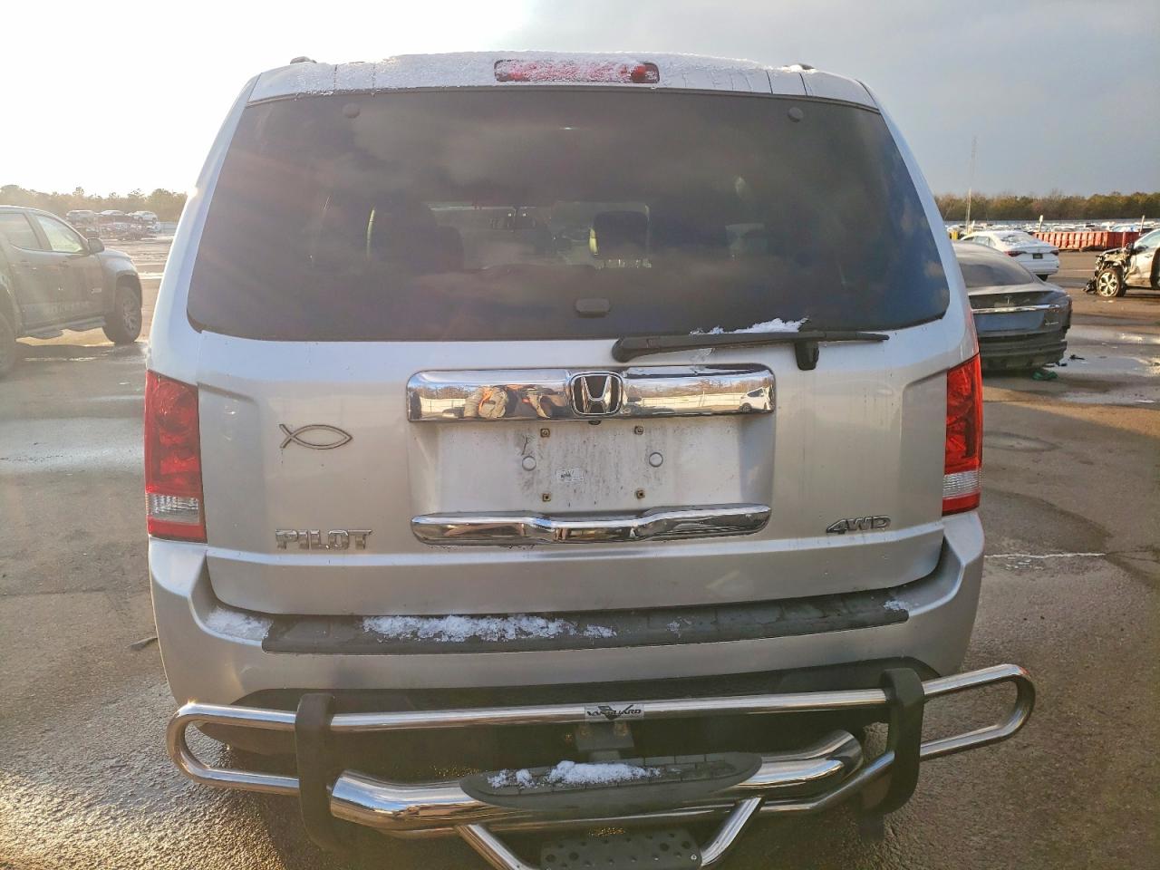 2015 HONDA PILOT LX photo 6