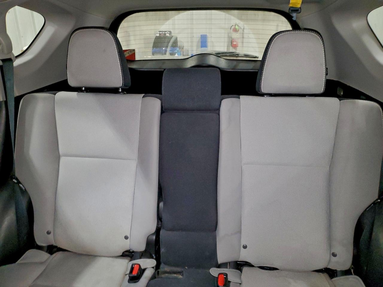 2018 TOYOTA RAV4 ADVENTURE photo 28