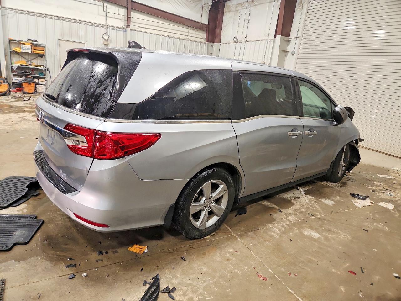 2019 HONDA ODYSSEY EXL photo 3