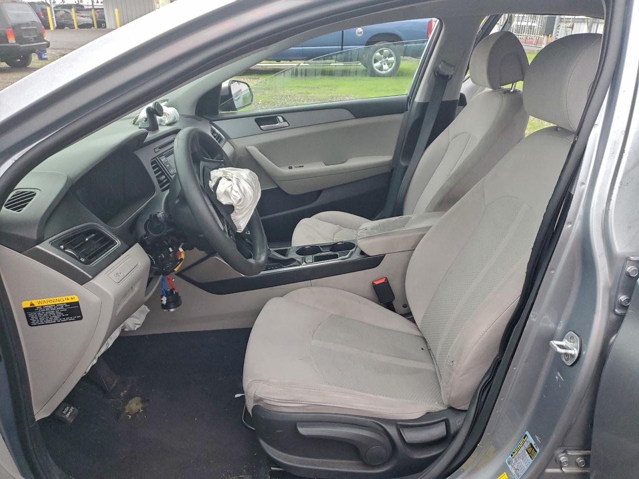 2017 HYUNDAI SONATA SE photo 7