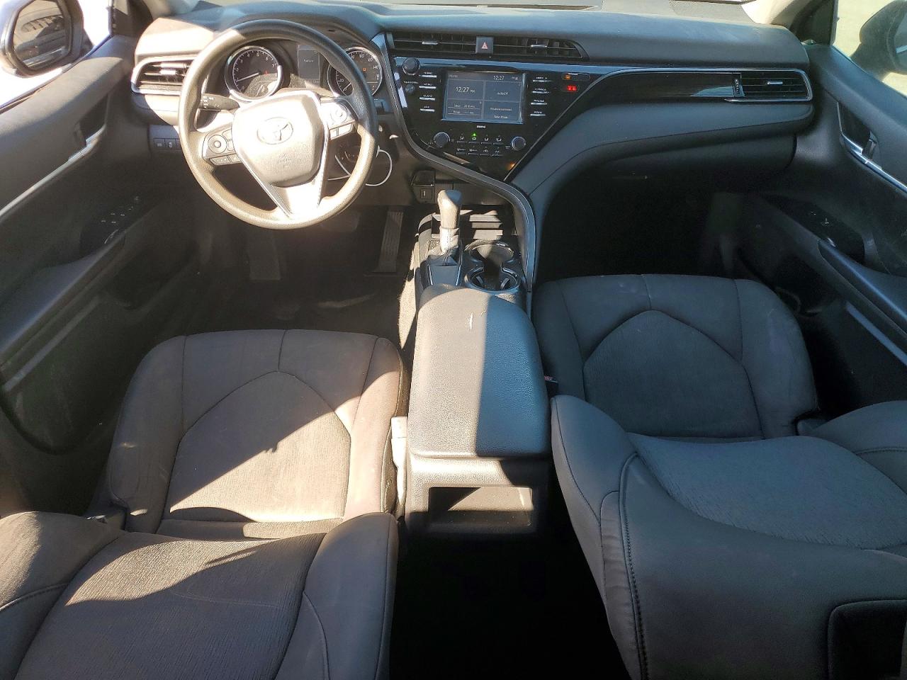 2020 TOYOTA CAMRY LE photo 8