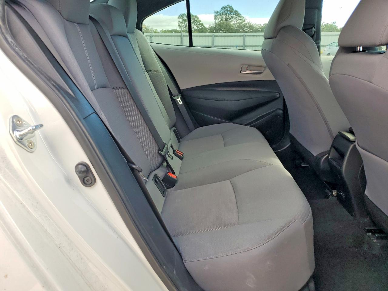 2021 TOYOTA COROLLA SE photo 10