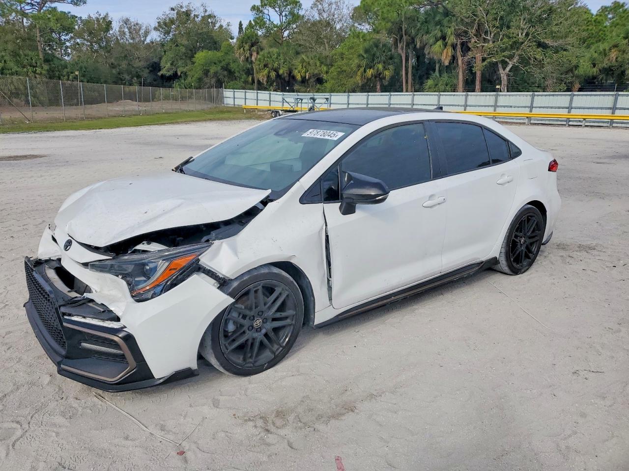 2021 TOYOTA COROLLA