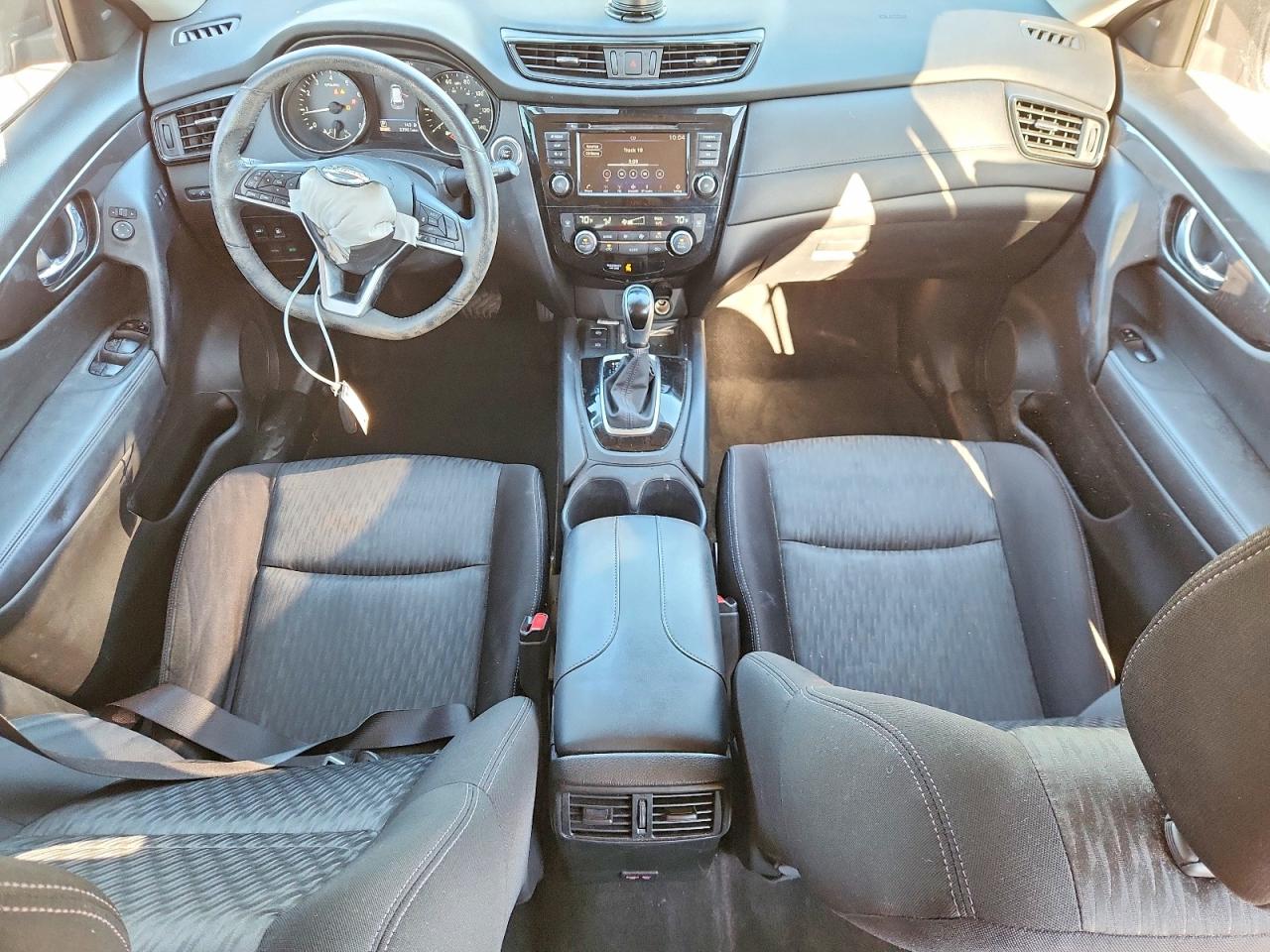 2019 NISSAN ROGUE S photo 8