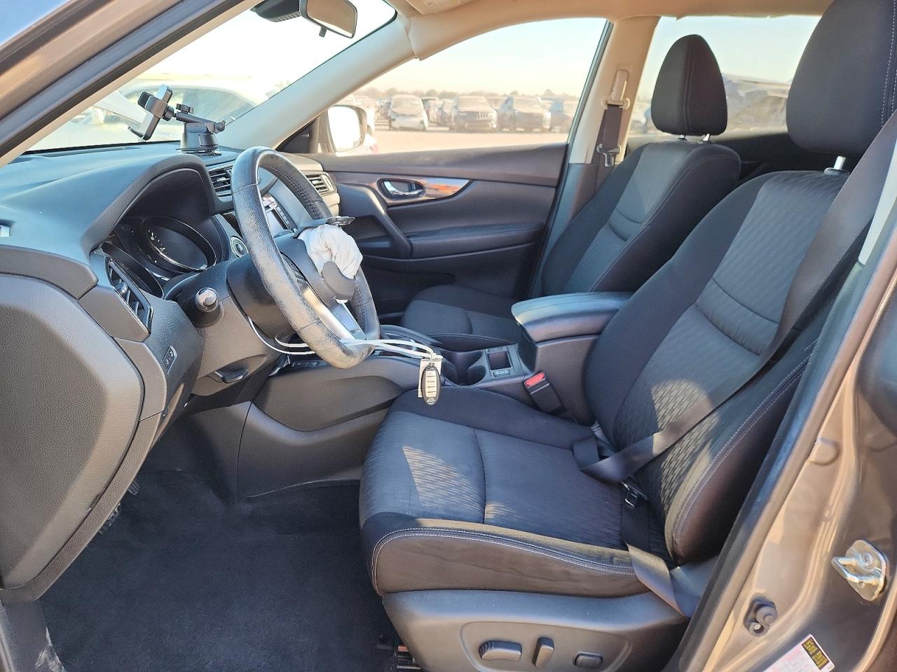 2019 NISSAN ROGUE S photo 7