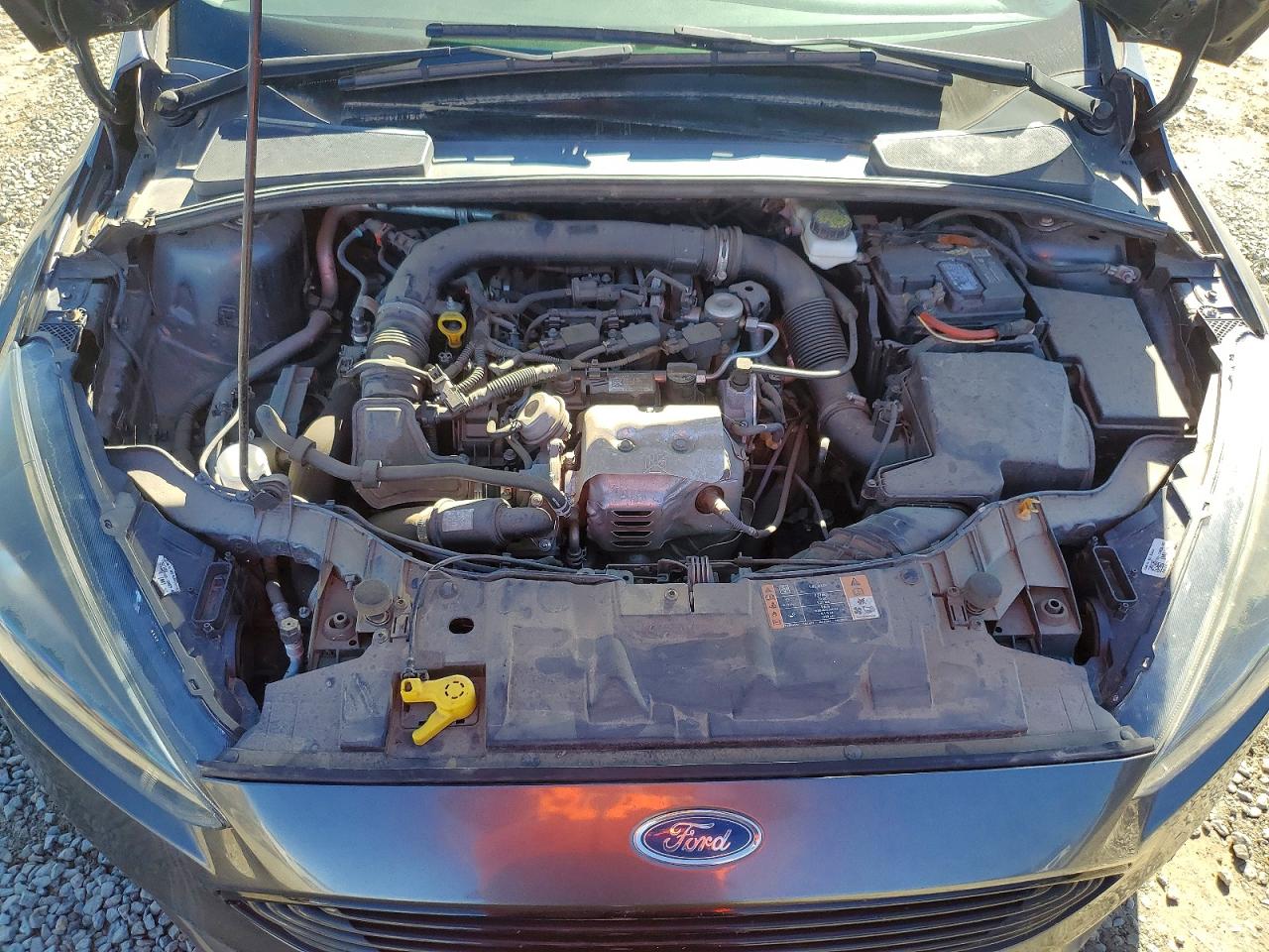 2018 FORD FOCUS SE photo 11