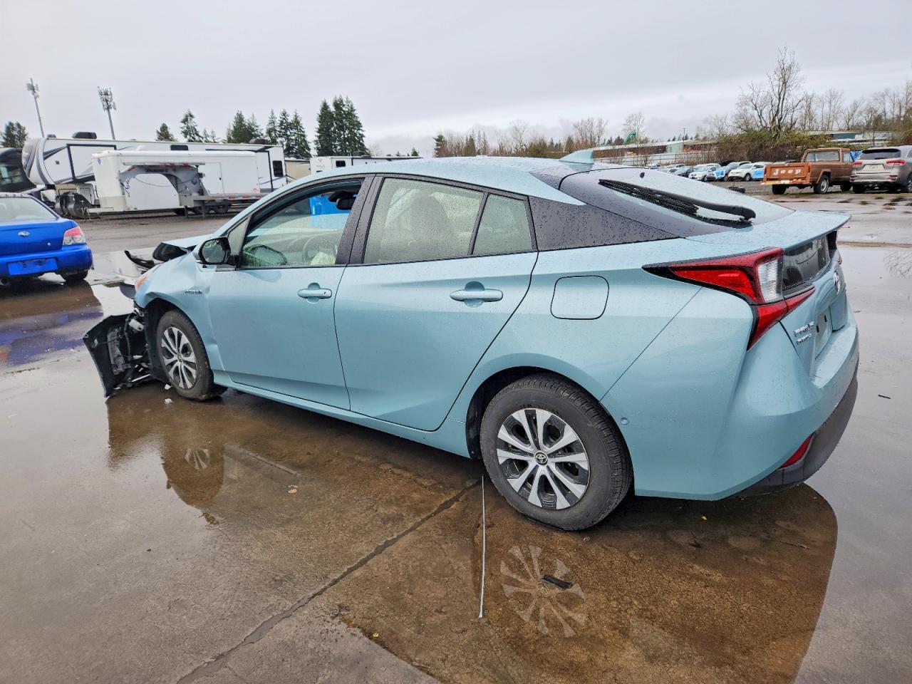 2019 TOYOTA PRIUS photo 2