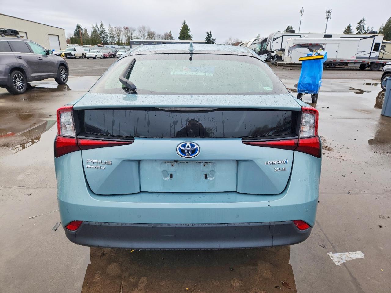 2019 TOYOTA PRIUS photo 6