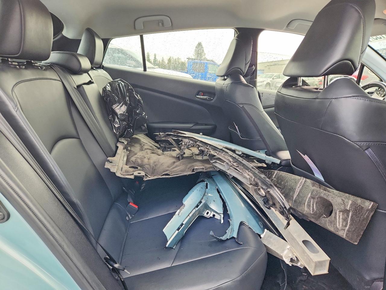 2019 TOYOTA PRIUS photo 10