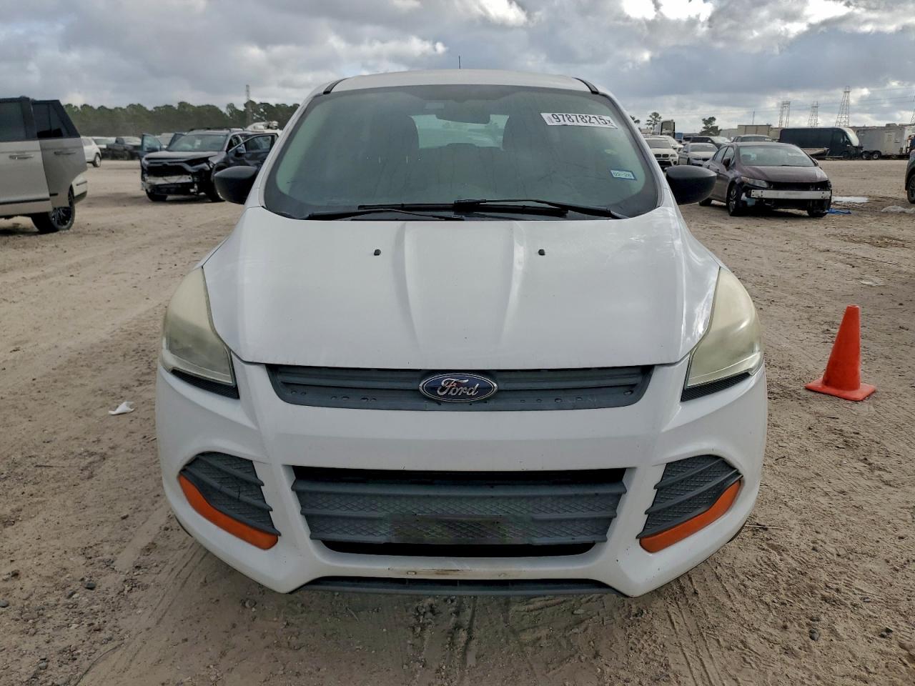 2013 FORD ESCAPE S photo 5