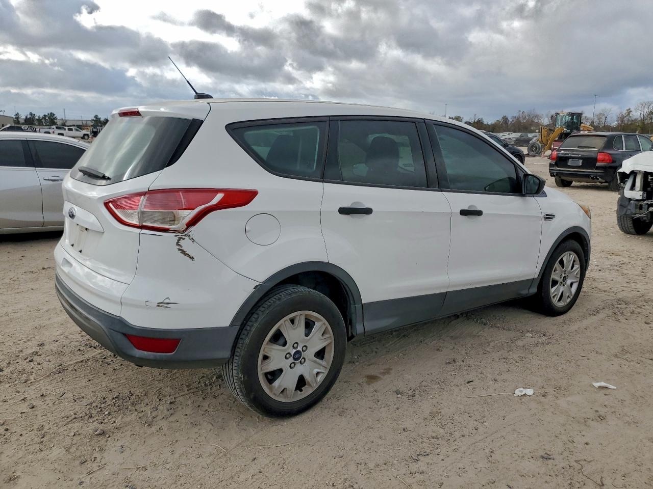 2013 FORD ESCAPE S photo 3