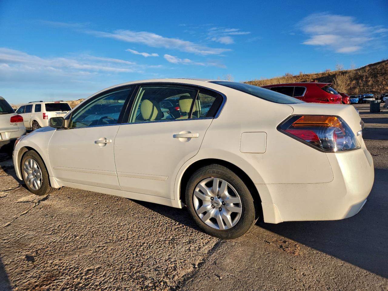 2011 NISSAN ALTIMA BASE photo 2