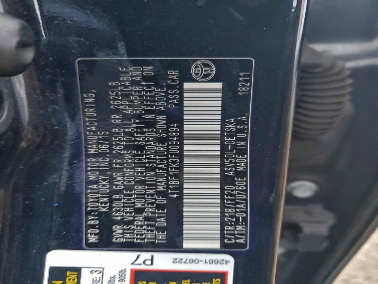 2015 TOYOTA CAMRY LE photo 12