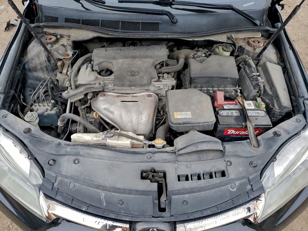 2015 TOYOTA CAMRY LE photo 11
