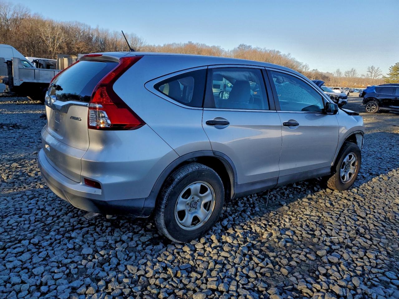 2016 HONDA CR-V LX photo 3