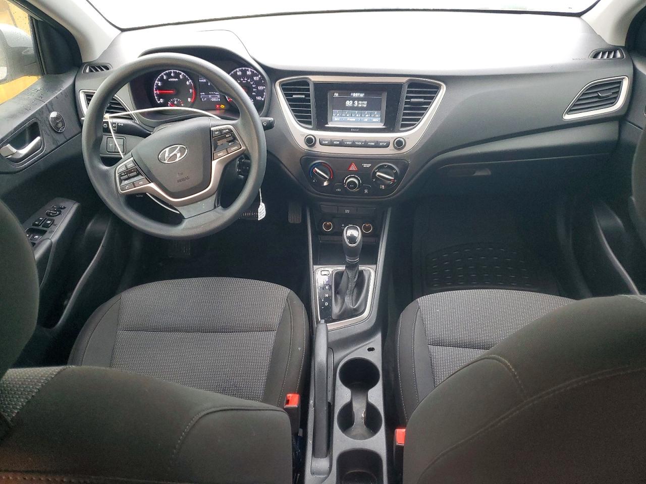 2019 HYUNDAI ACCENT SE photo 8