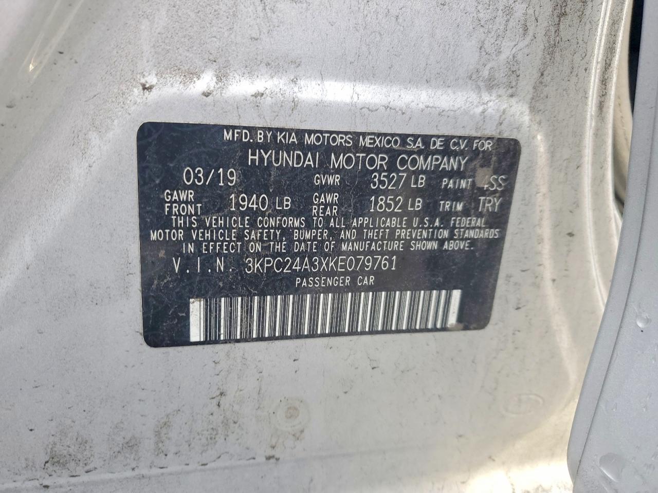 2019 HYUNDAI ACCENT SE photo 12