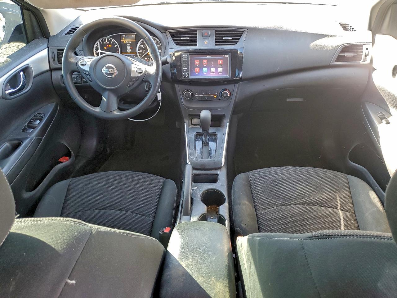 2019 NISSAN SENTRA S photo 8
