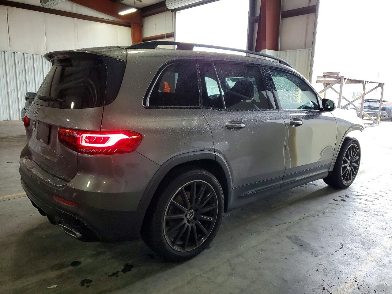 2020 MERCEDES-BENZ GLB 250 photo 3