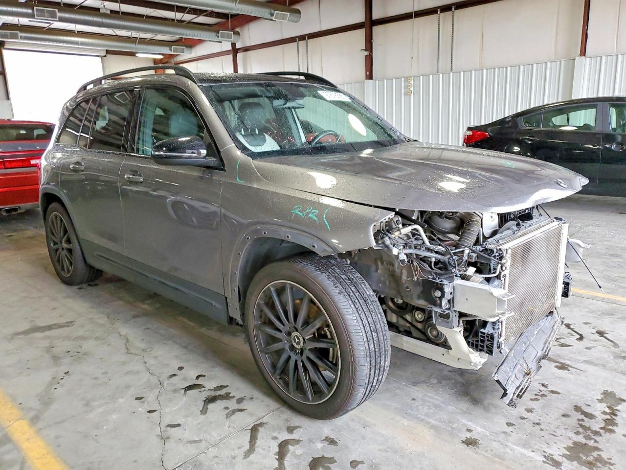 2020 MERCEDES-BENZ GLB 250 photo 4