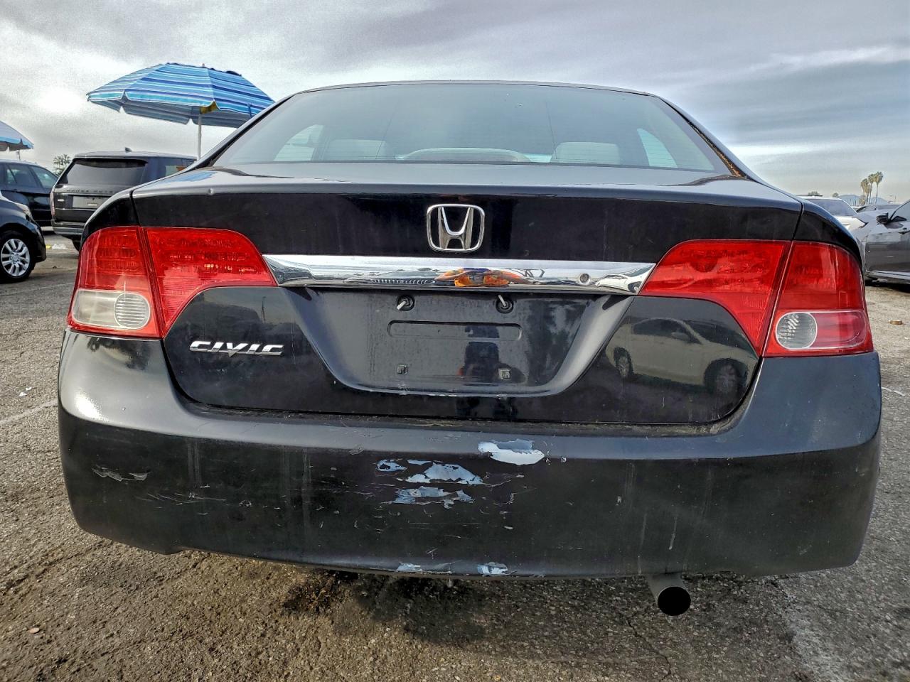 2010 HONDA CIVIC LX photo 6