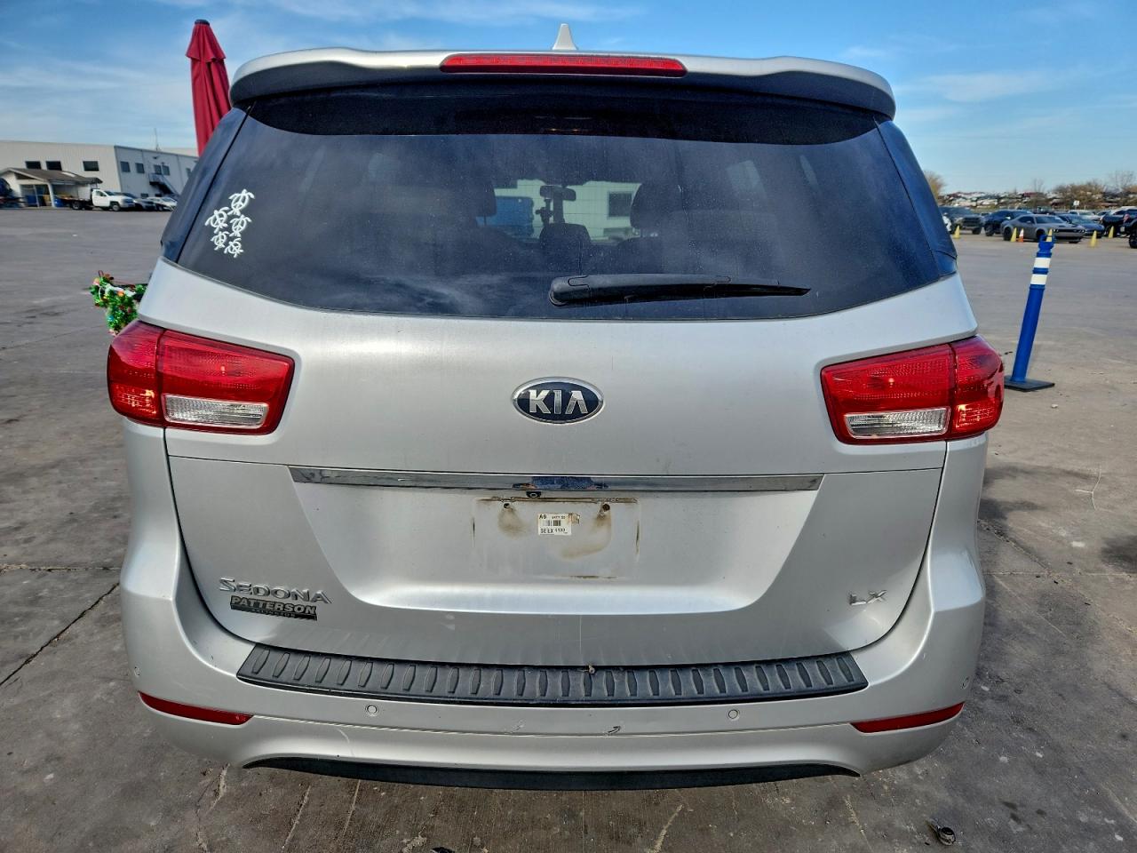 2016 KIA SEDONA LX photo 6
