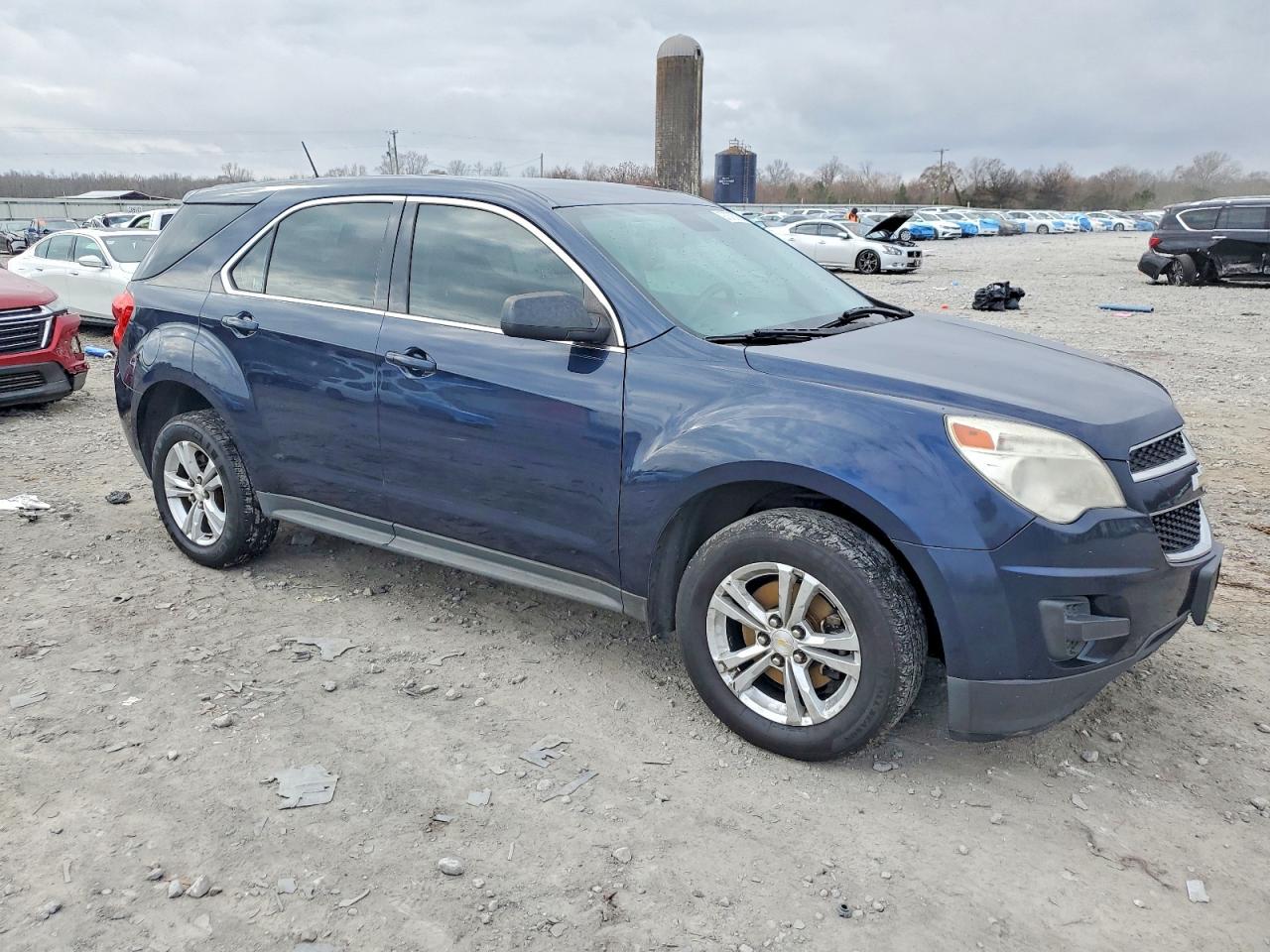 2015 CHEVROLET EQUINOX LS photo 4