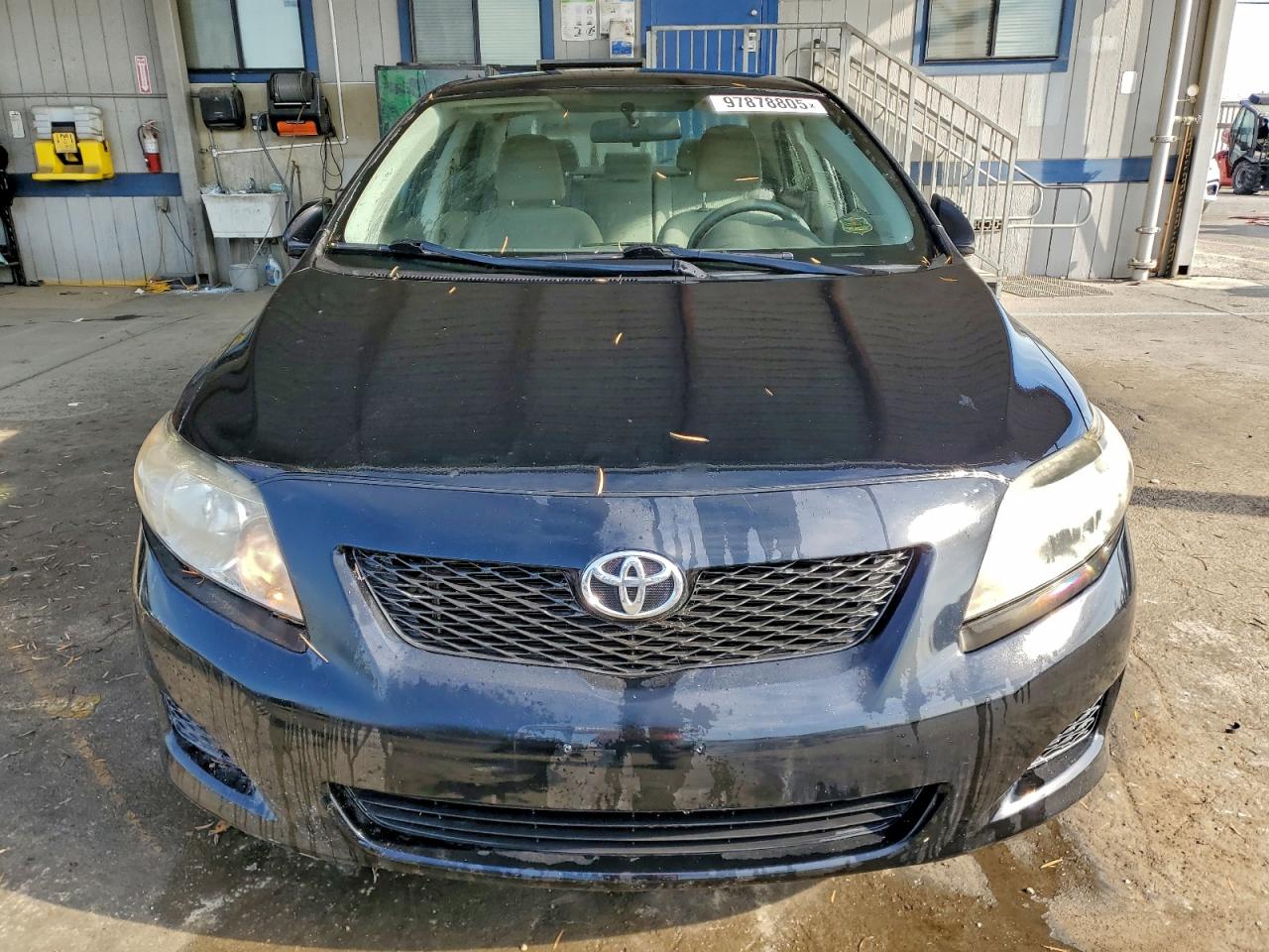 2010 TOYOTA COROLLA photo 5
