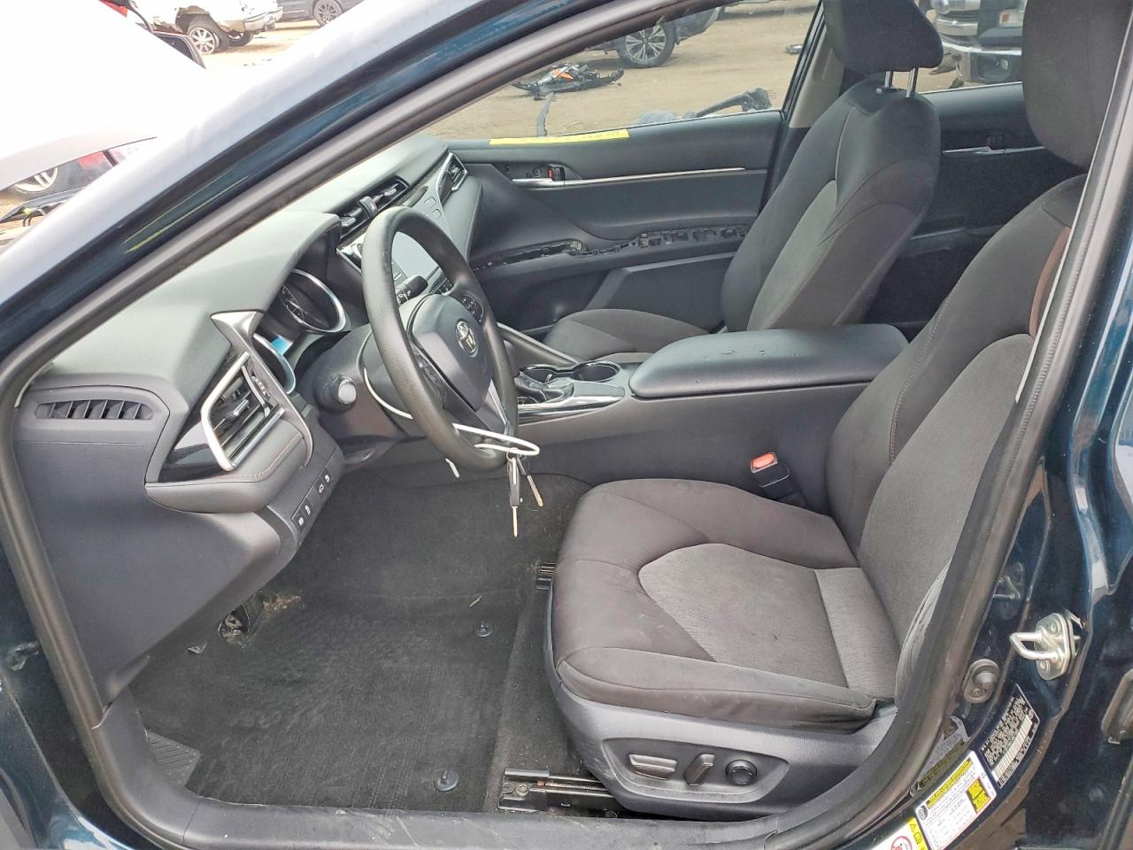 2018 TOYOTA CAMRY L photo 7