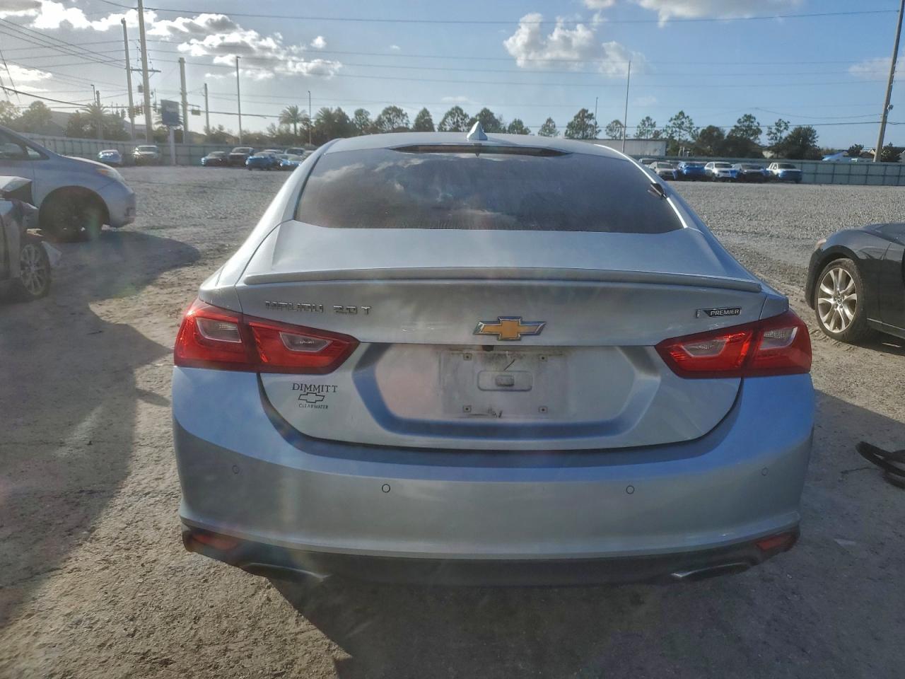 2017 CHEVROLET MALIBU PREMIER photo 6