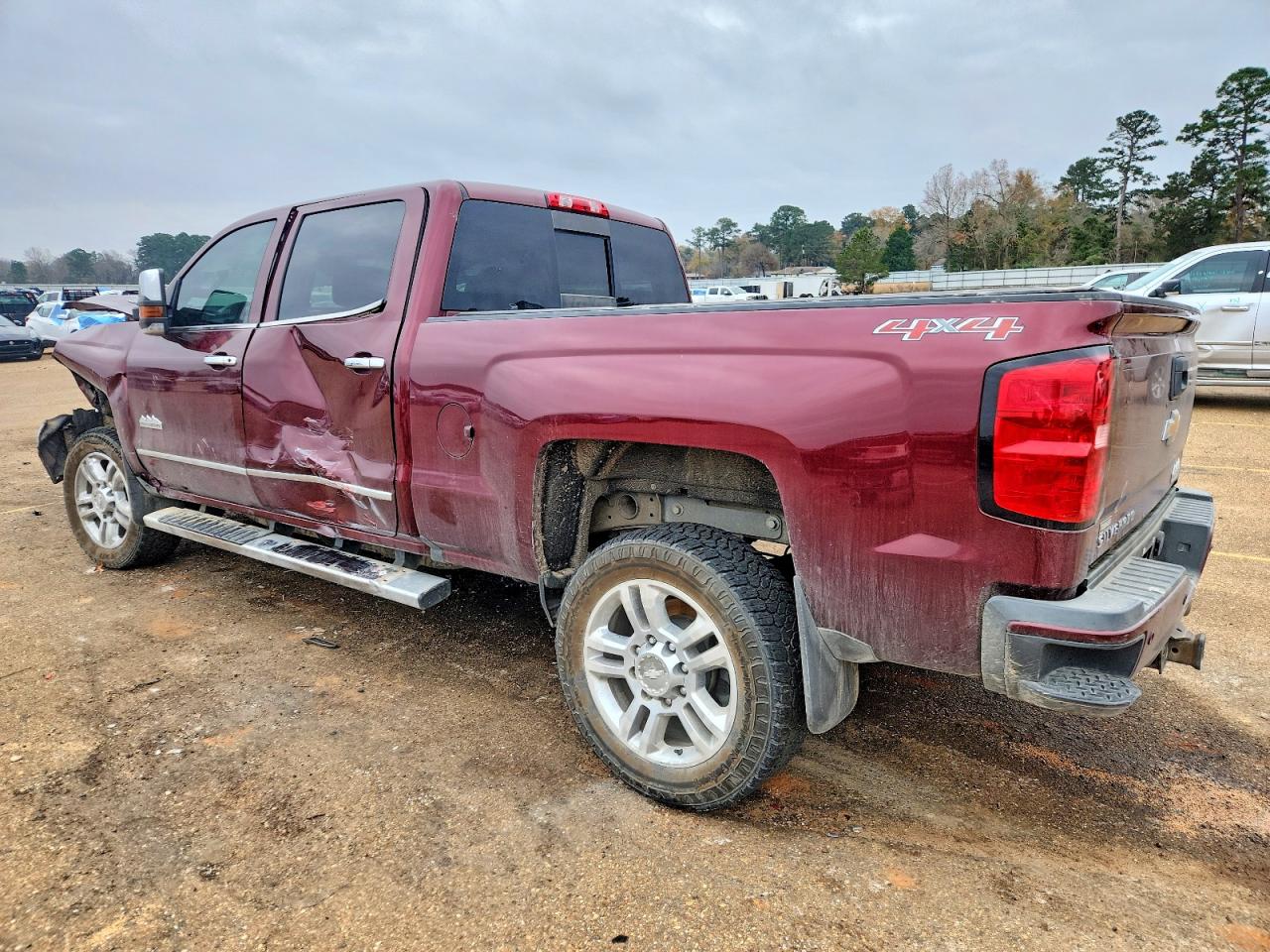 2017 CHEVROLET SILVERADO K2500 HIGH COUNTRY photo 2