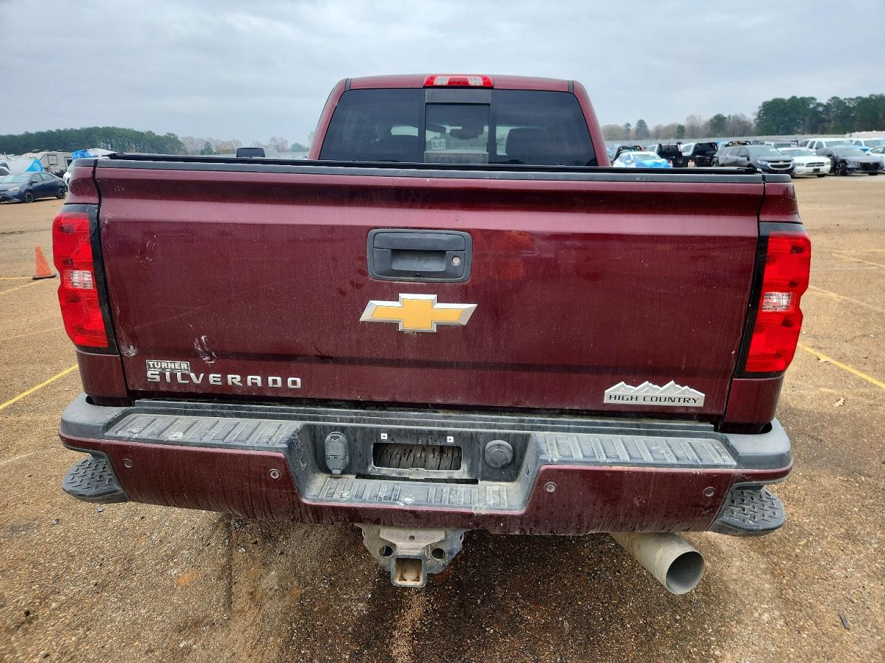 2017 CHEVROLET SILVERADO K2500 HIGH COUNTRY photo 6