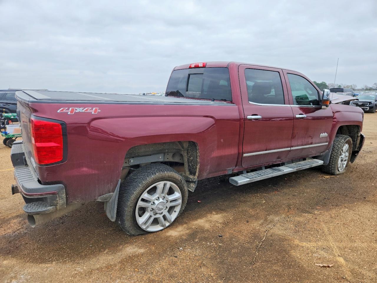 2017 CHEVROLET SILVERADO K2500 HIGH COUNTRY photo 3