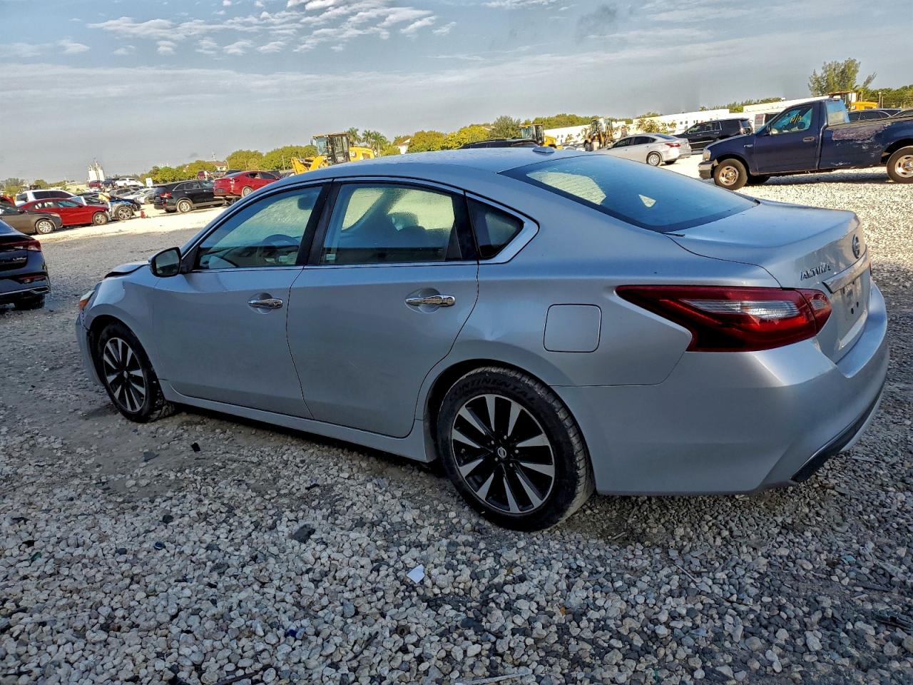2018 NISSAN ALTIMA 2.5 photo 2