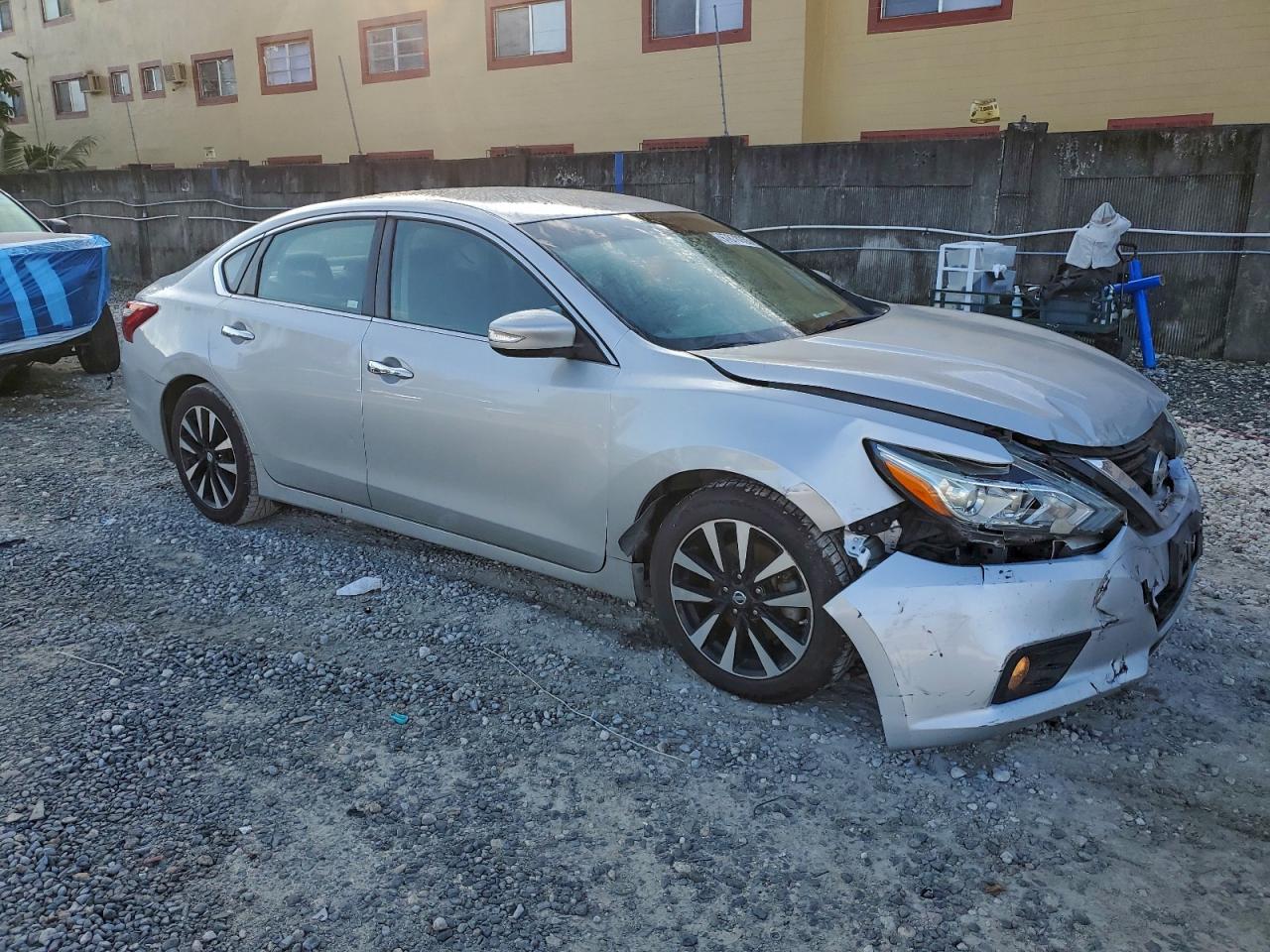 2018 NISSAN ALTIMA 2.5 photo 4