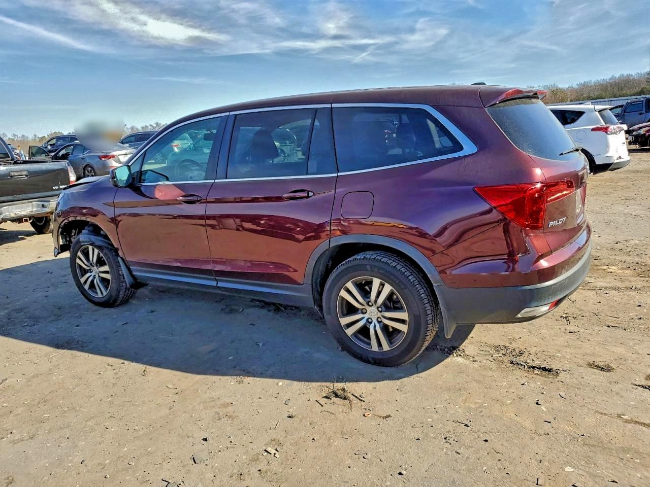 2016 HONDA PILOT EXL photo 2