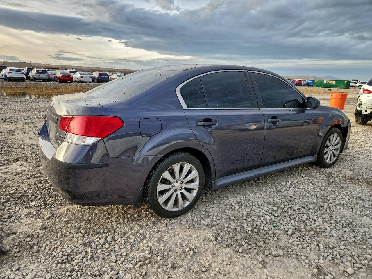2010 SUBARU LEGACY 2.5I LIMITED photo 3