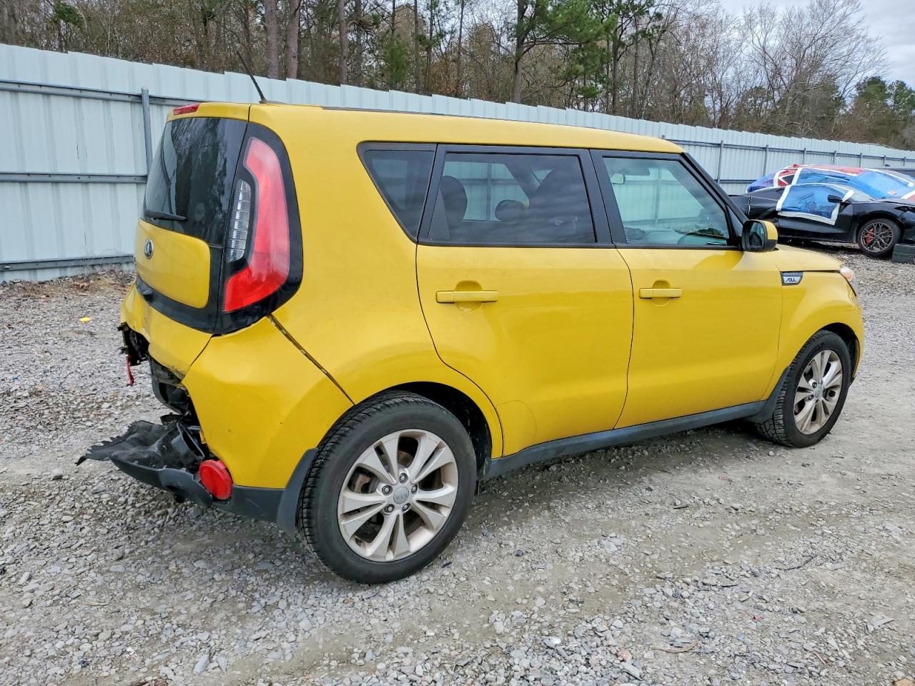 2015 KIA SOUL + photo 3