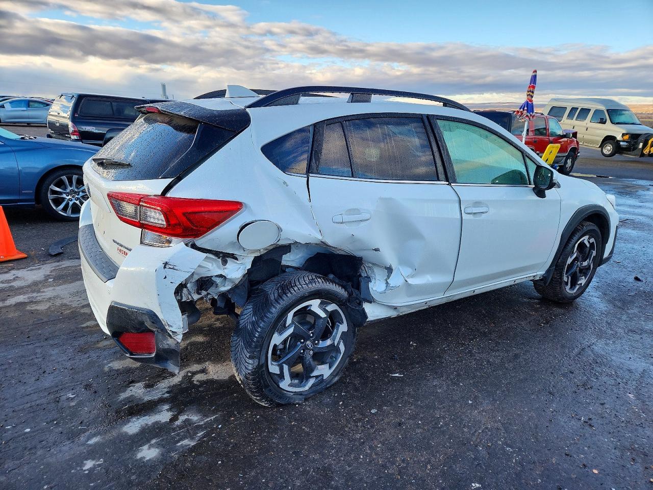 2021 SUBARU CROSSTREK LIMITED photo 3